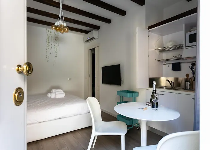 Apartment S Agostino - Porta Genova *