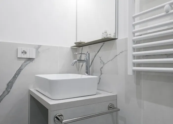 Easylife - - Castaldi 26 P1d - Porta Venezia Apartamento *