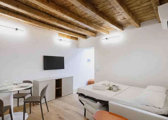 Easylife - - Castaldi 26 P1d - Porta Venezia *