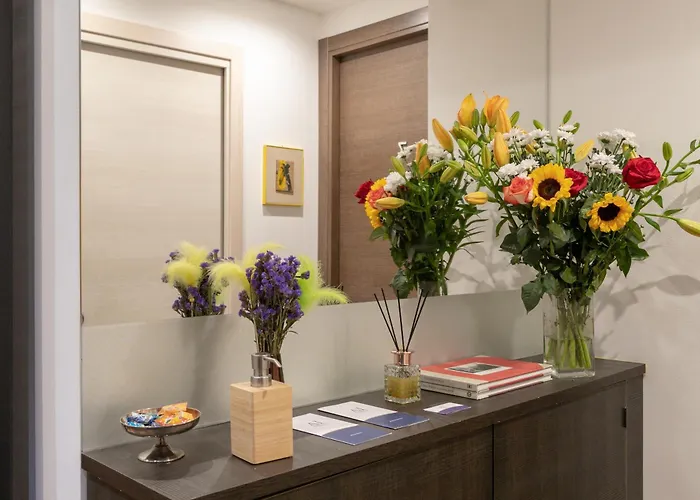 Ah - Fashion District 4*