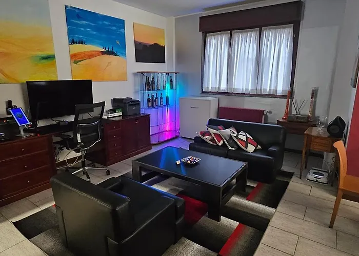 Ideal For Families,pets,business Appartement Milan