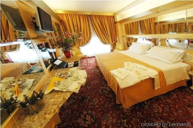 Wagner 4*