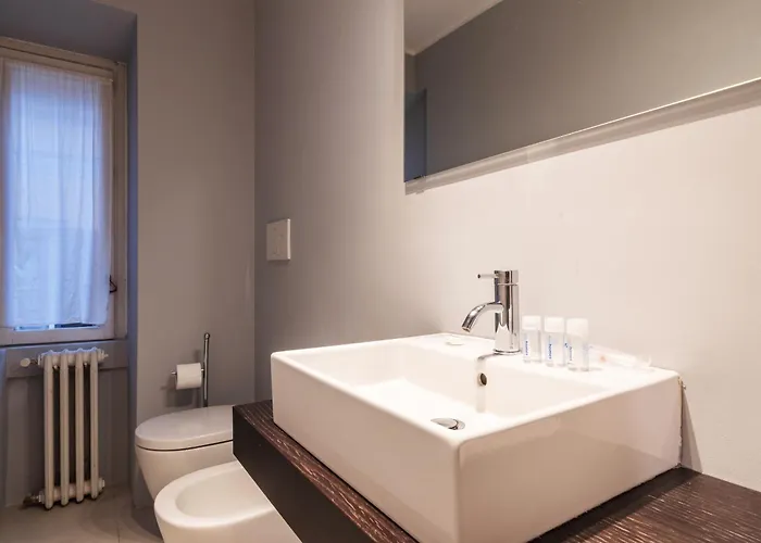 Easyhomes - Spiga Milan