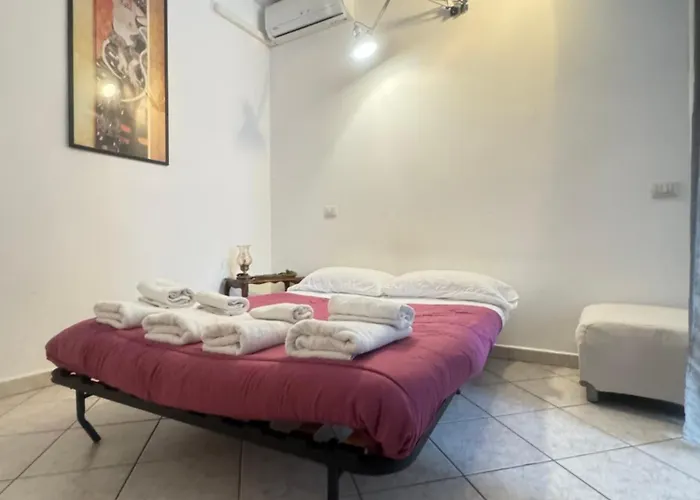 Sunny House מילאנו