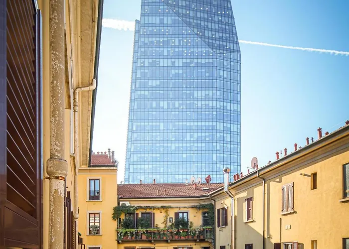 Accomodo - Miq41 Quadrivano Milán