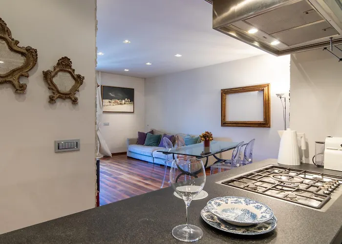 Apartmán Porta Venezia- Design Apartment, 2-bedrooms, Netflix, Wifi *
