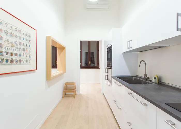 Keys Of Italy / Valpetrosa 10 - Touch Of Elegance *