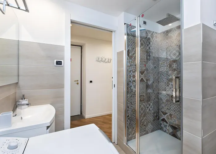 Magnoliaapartments - 5 Nirone Center *