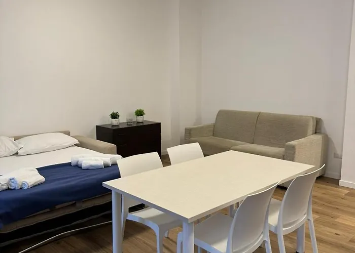 Lägenhet 15min Metro Duomo - Rho Fiera - Skyscraper Kitchen