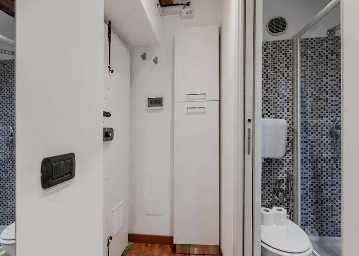 Guesthost - Sant Ambrogio Lovely Flat * Mailand