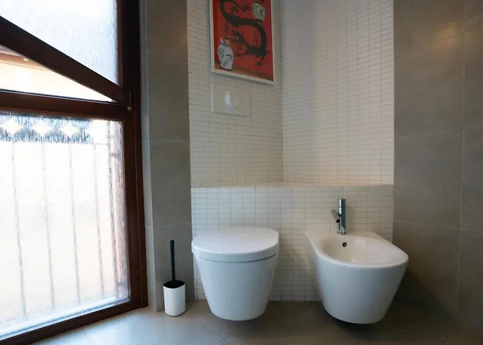 Bastia Rm Up To 4 Guests - In The Heart Of Scalo Romana, Olimpico, Prada, Bocconi And Easy Access To Forum Assago, Ieo, Ied, Duomo, San Siro Lägenhet *