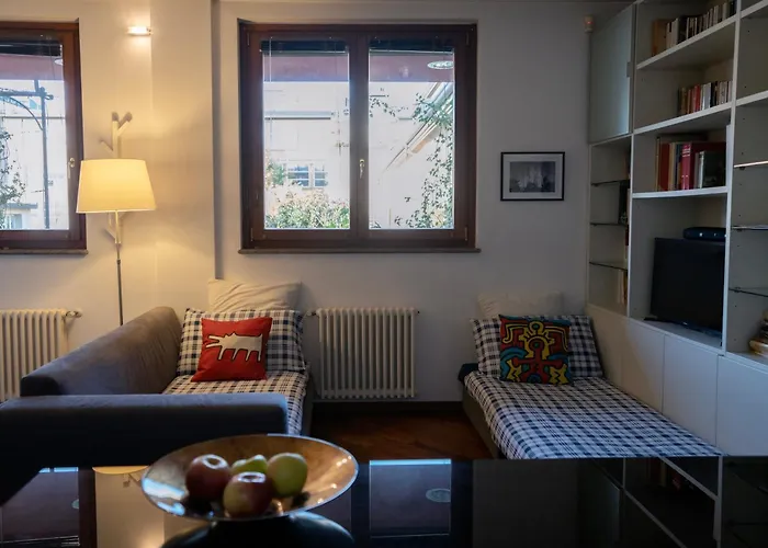 Bastia Rm Up To 4 Guests - In The Heart Of Scalo Romana, Olimpico, Prada, Bocconi And Easy Access To Forum Assago, Ieo, Ied, Duomo, San Siro *