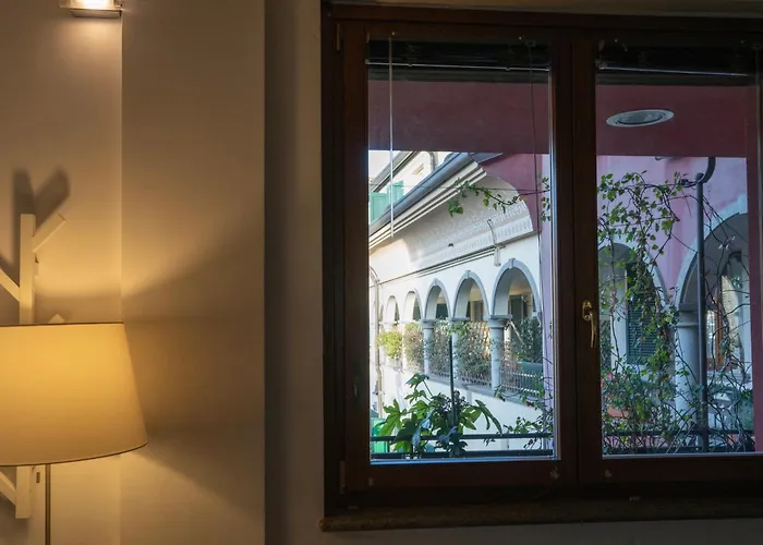 Bastia Rm Up To 4 Guests - In The Heart Of Scalo Romana, Olimpico, Prada, Bocconi And Easy Access To Forum Assago, Ieo, Ied, Duomo, San Siro * ميلان
