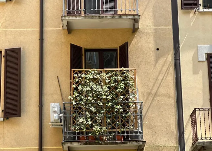 Red Bricks - Porta Romana Apartamento