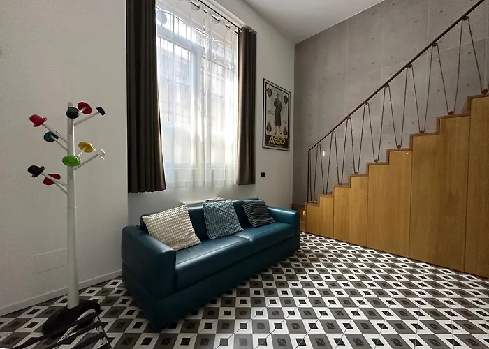 Legacy Of Milan, A Stylish Mini Loft * Milán