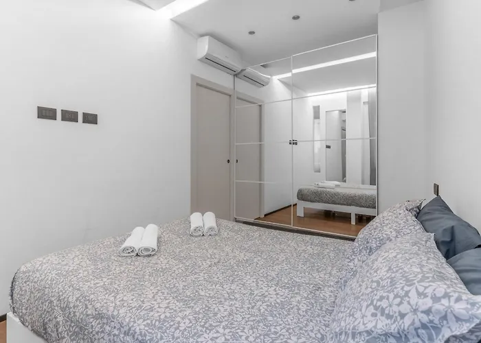 Arq14 - Duomo-loreto - Romantic Daire *