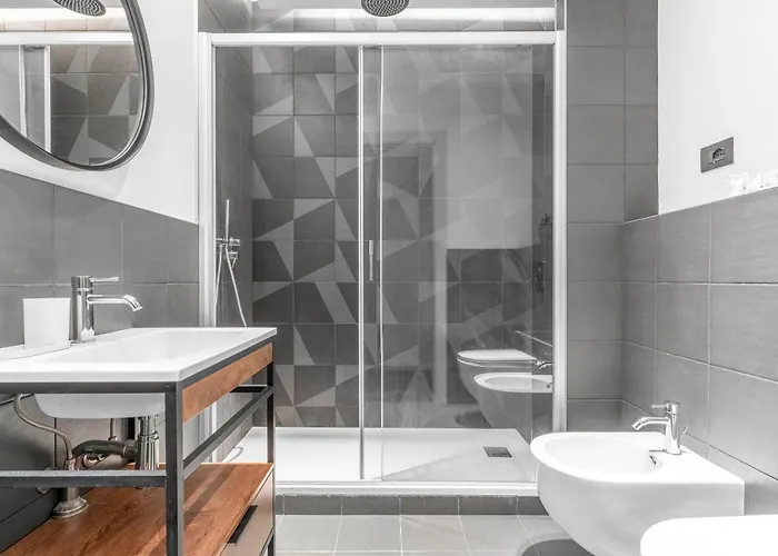 Arq14 - Duomo-loreto - Romantic * Milánó