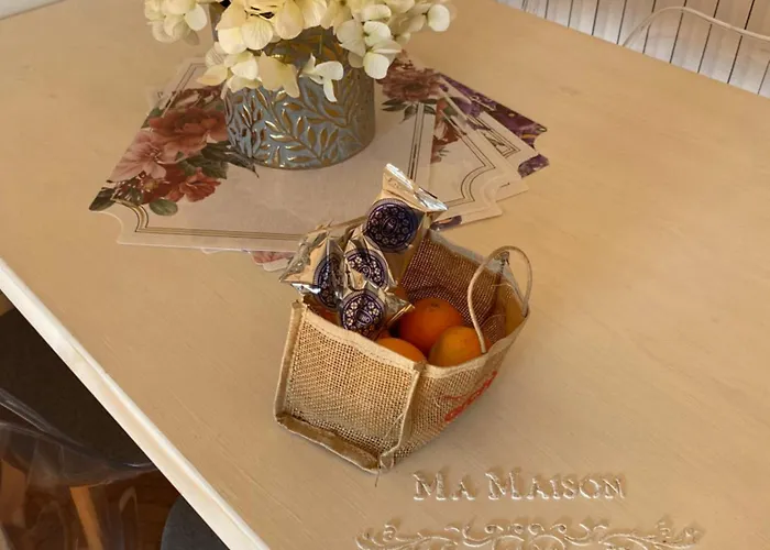 Apartament Daniela's Spazioso Ai Navigli