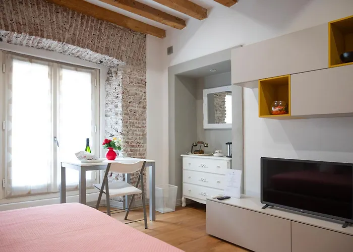 Milano Suite Home *