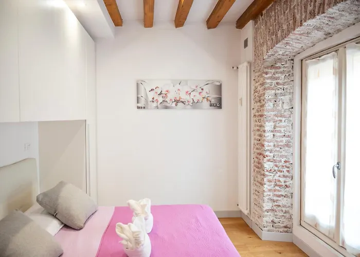 Milano Suite Home * Milán