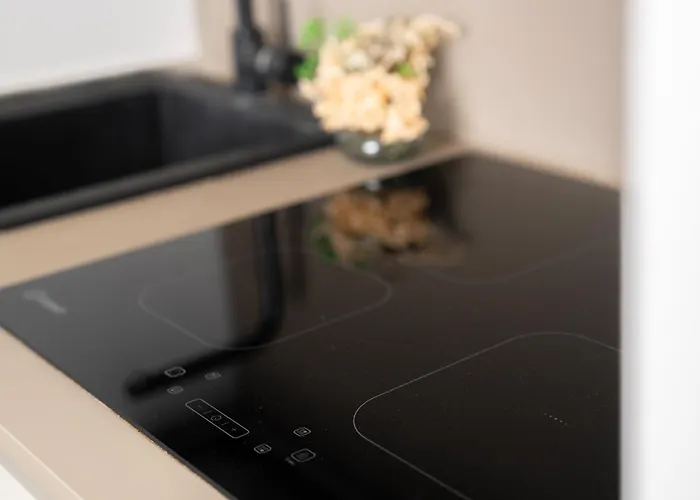 公寓 - Duomo And Navigli, Bright With Balcony 米兰