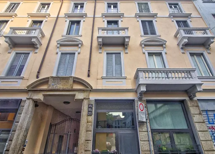 Loft Centro, 10 Min From Duomo Appartement