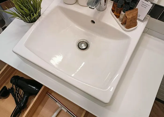 Yr Citta Studi - Modern Loft, 3 Min Walk To Duomo Bus Apartment *