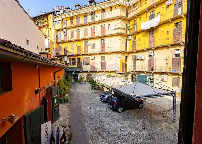 Le Corti Degli Artisti - Navigli * Milano
