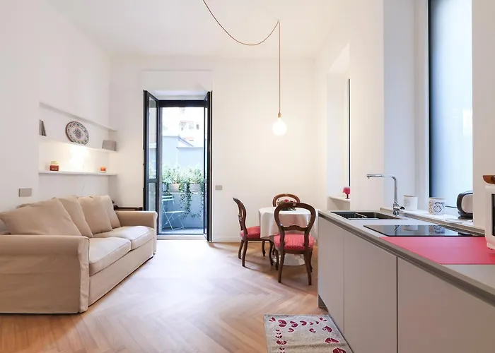 Apartment Elegant In Repubblica Brera