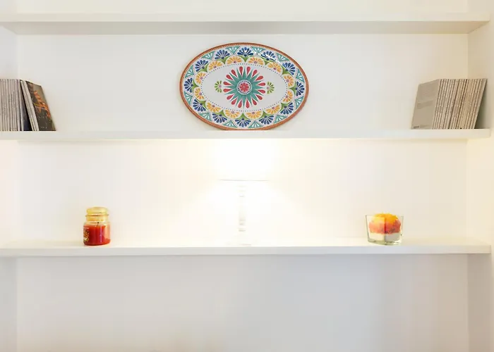 Elegant In Repubblica Brera