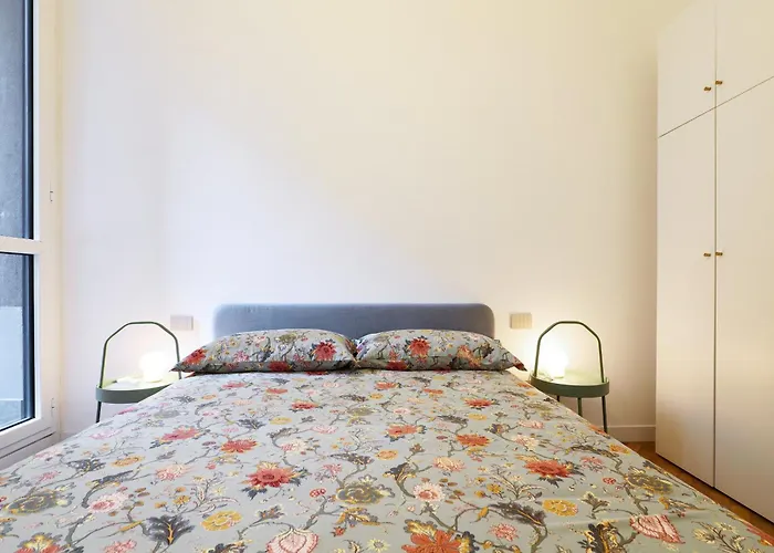 Elegant In Repubblica Brera Apartment