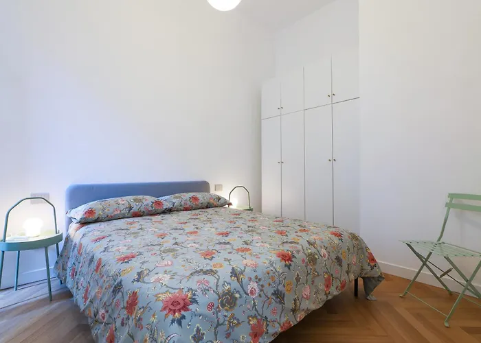 Elegant In Repubblica Brera