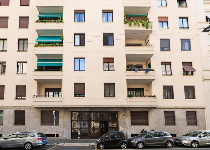 Elegant In Repubblica Brera Apartment