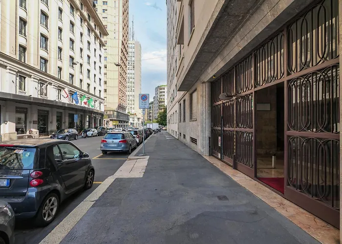 Elegant In Repubblica Brera Apartment