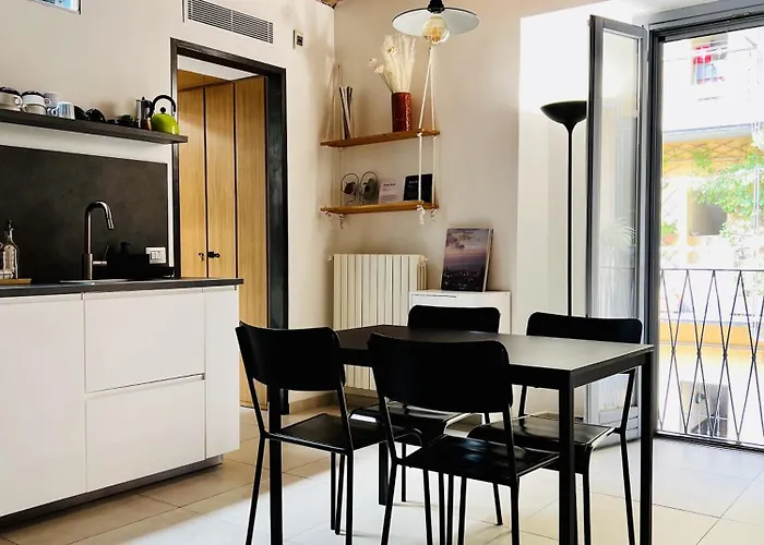 Bilocale Su Corte Milanese 아파트