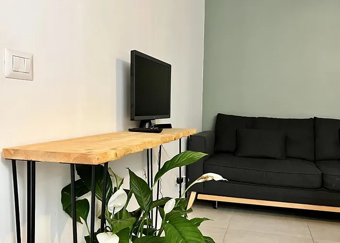 아파트 Bilocale Su Corte Milanese *