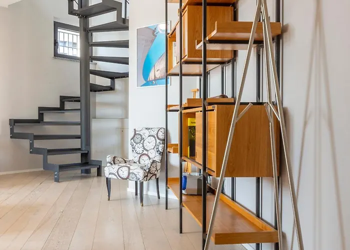 Wolvesdensuite Con Terrazzi E Garage Gratuito アパート ミラノ