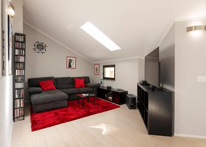 Wolvesdensuite Con Terrazzi E Garage Gratuito アパート *