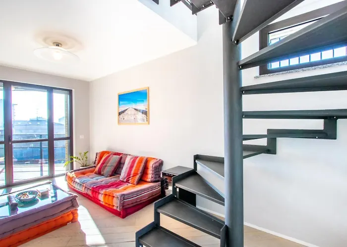 Wolvesdensuite Con Terrazzi E Garage Gratuito ミラノ