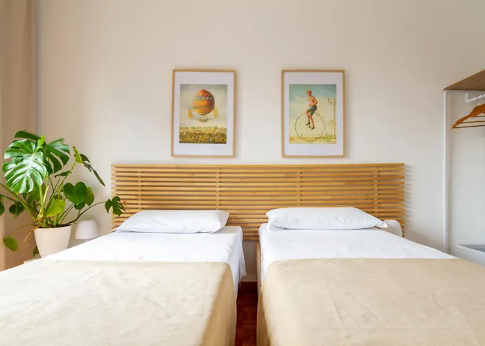 Palazzo Lombardia - Station - Bighome Apartment