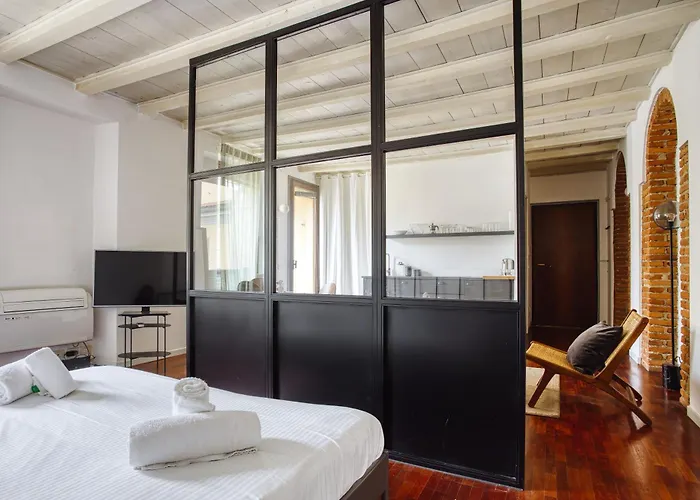 Joivy Superb In The Centre Of Apartment Mailand