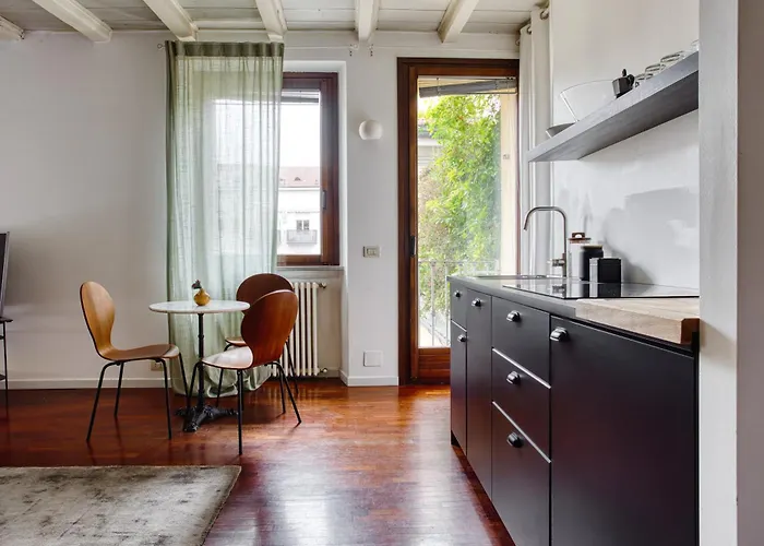 Joivy Superb In The Centre Of Милан