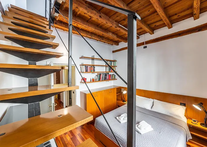 Free Parking Duomo-porta Romana 