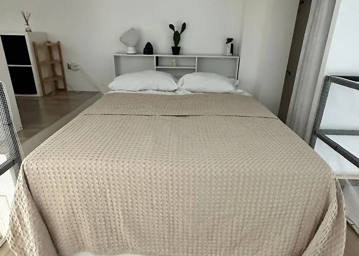 Loft Moderno Con Terrazzo * 밀라노