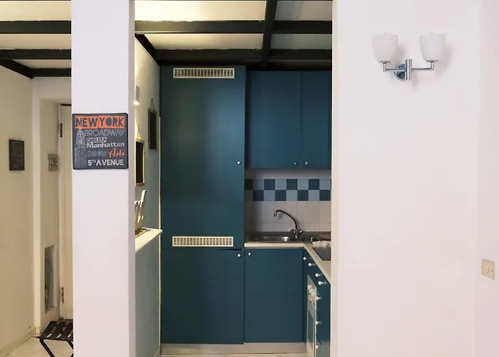 Comecasa Grazioso Loft In Crocetta Near Mangiagalli Апартаменты *