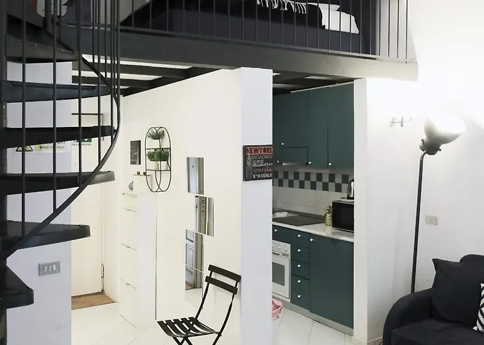 Comecasa Grazioso Loft In Crocetta Near Mangiagalli Апартаменты Милан