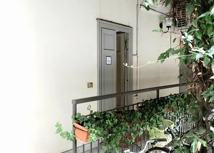 Comecasa Grazioso Loft In Crocetta Near Mangiagalli * Милан