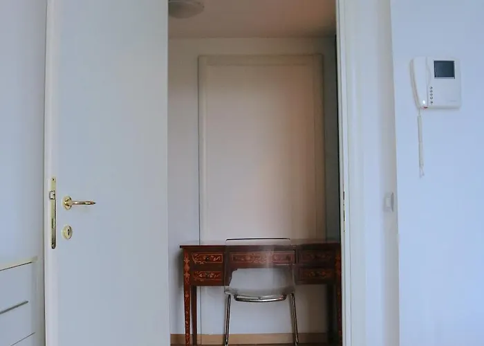 Lovely Navigli With Balcony - Via Carlo Torre