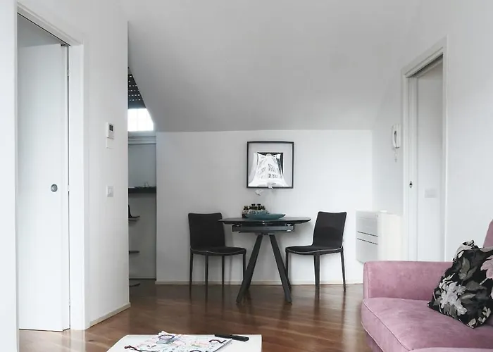 Appartamento Comecasa Attic 3 Min Walk From Duomo