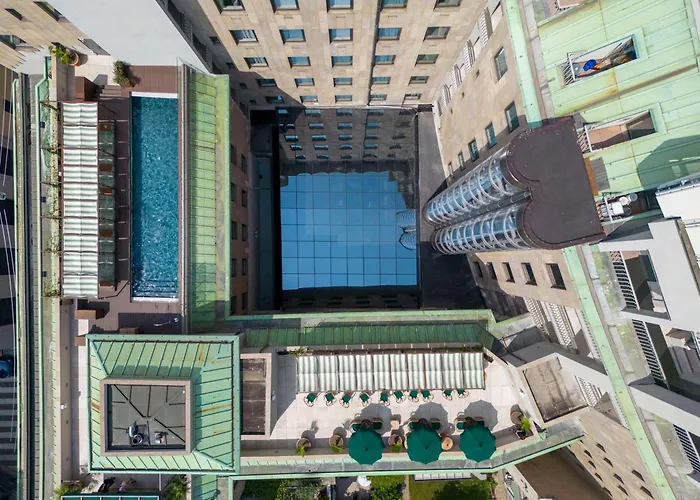 فندق راديسون كوليكشن، سانتا صوفيا ميلانو 5*